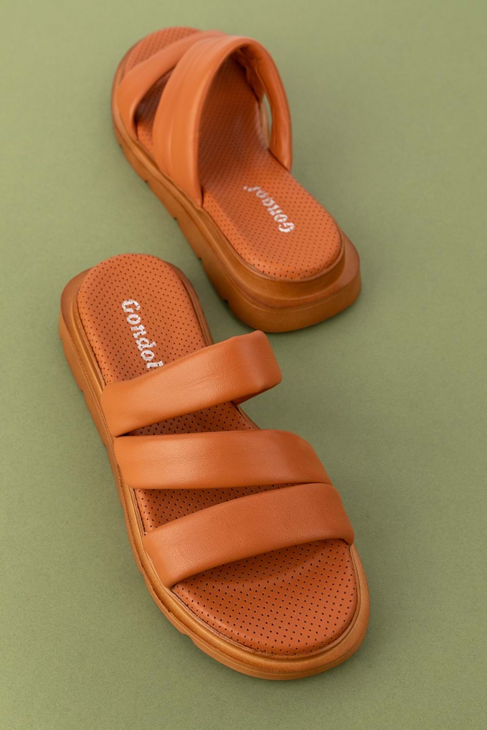 Gondol Kadın Hakiki Deri Rahat Günlük Şık Terlik ayh.45 - Taba - 37