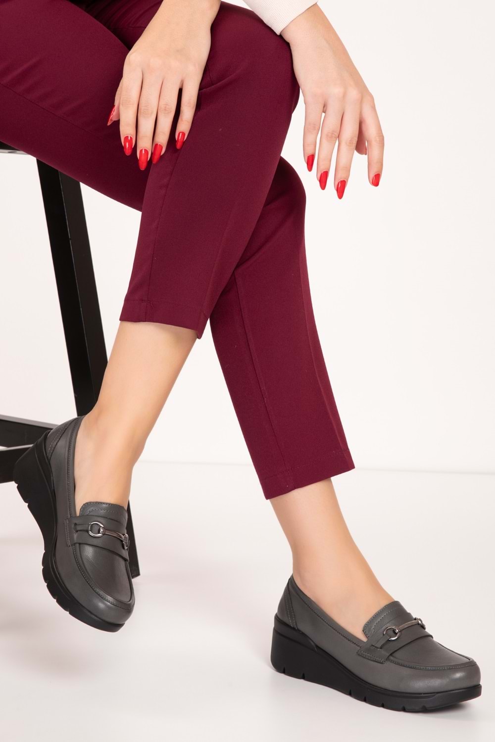 Gondol Hakiki Deri Anatomik Taban Toka Detaylı Rahat Ayakkabı esfa.2086 - Gri - 35