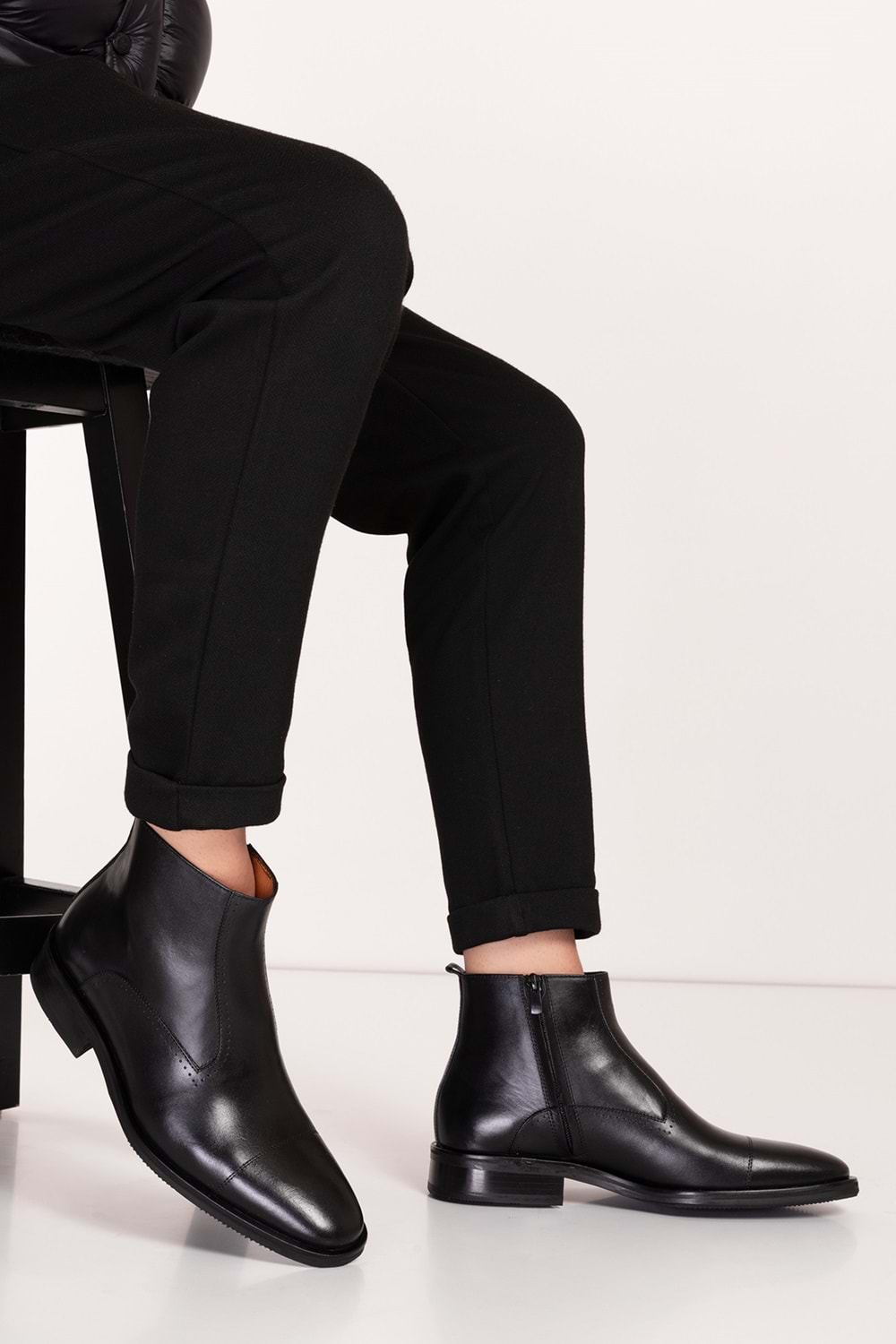 Gondol Erkek Hakiki Deri Klasik Sivri Burun Bot ny.490 - Siyah - 45