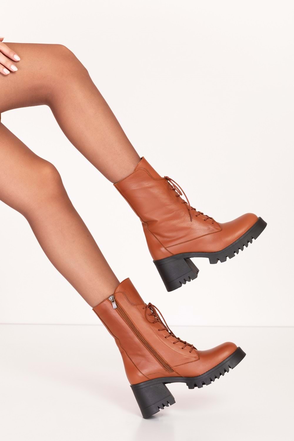 Gondol Hakiki Deri Kalın Topuklu Kauçuk Taban Şık Bot bel.1554 - Taba - 37