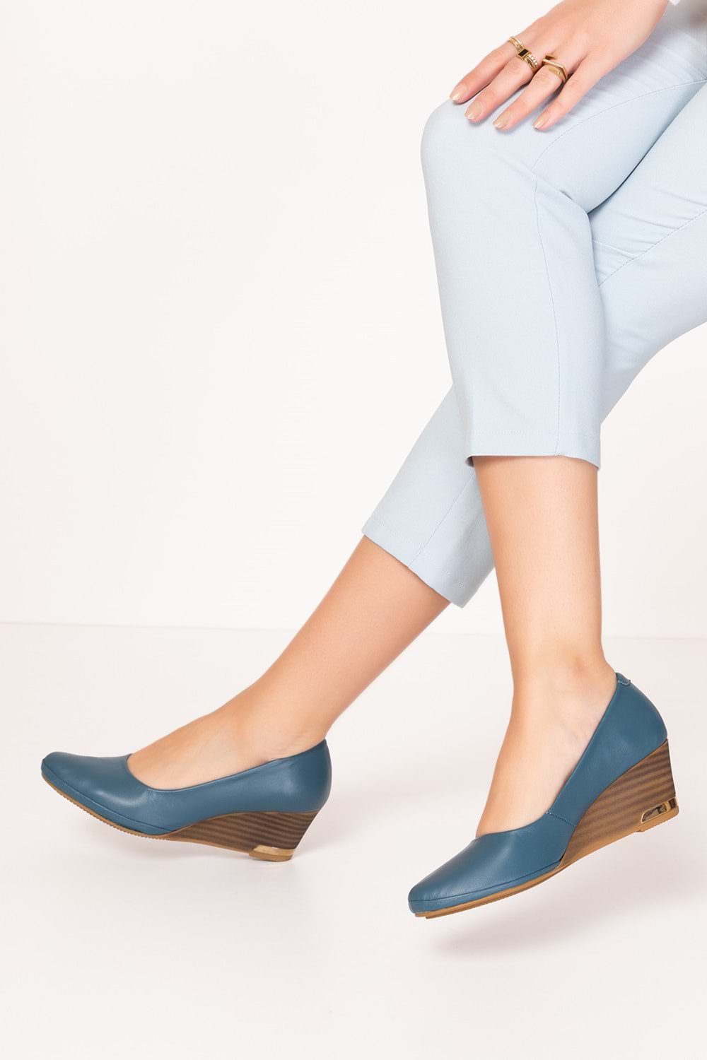 Gondol Hakiki Deri Dolgu Topuklu Günlük Ayakkabı alpx.350 - Mavi - 36