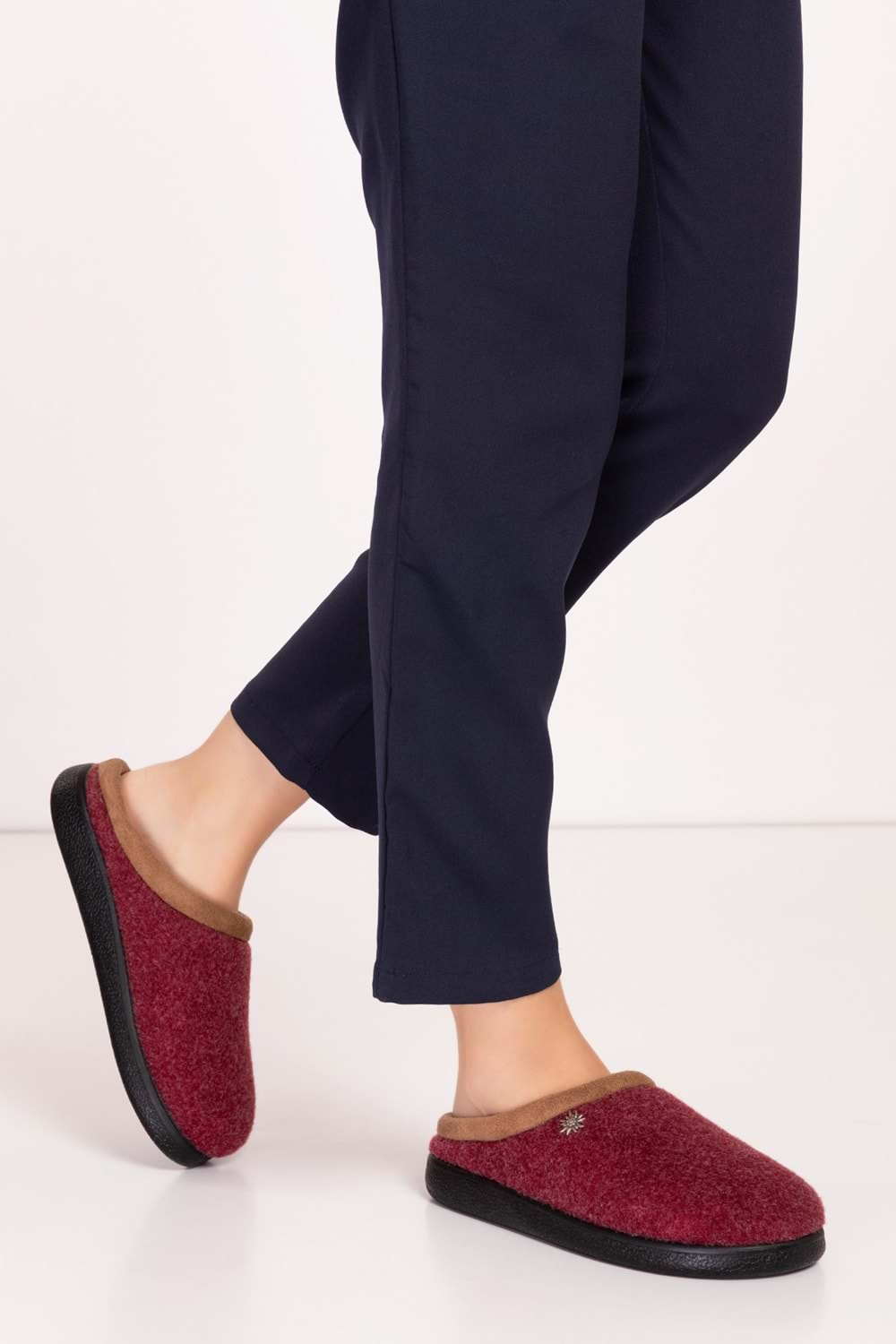 GONDOL İÇİ KÜRKLÜ RAHAT VE HAFİF EV TERLİĞİ EV.216 - Bordo - 39