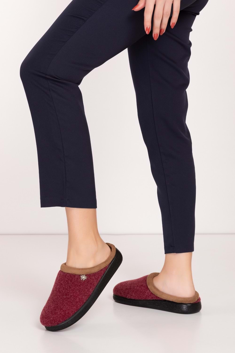 GONDOL İÇİ KÜRKLÜ RAHAT VE HAFİF EV TERLİĞİ EV.216 - Bordo - 39