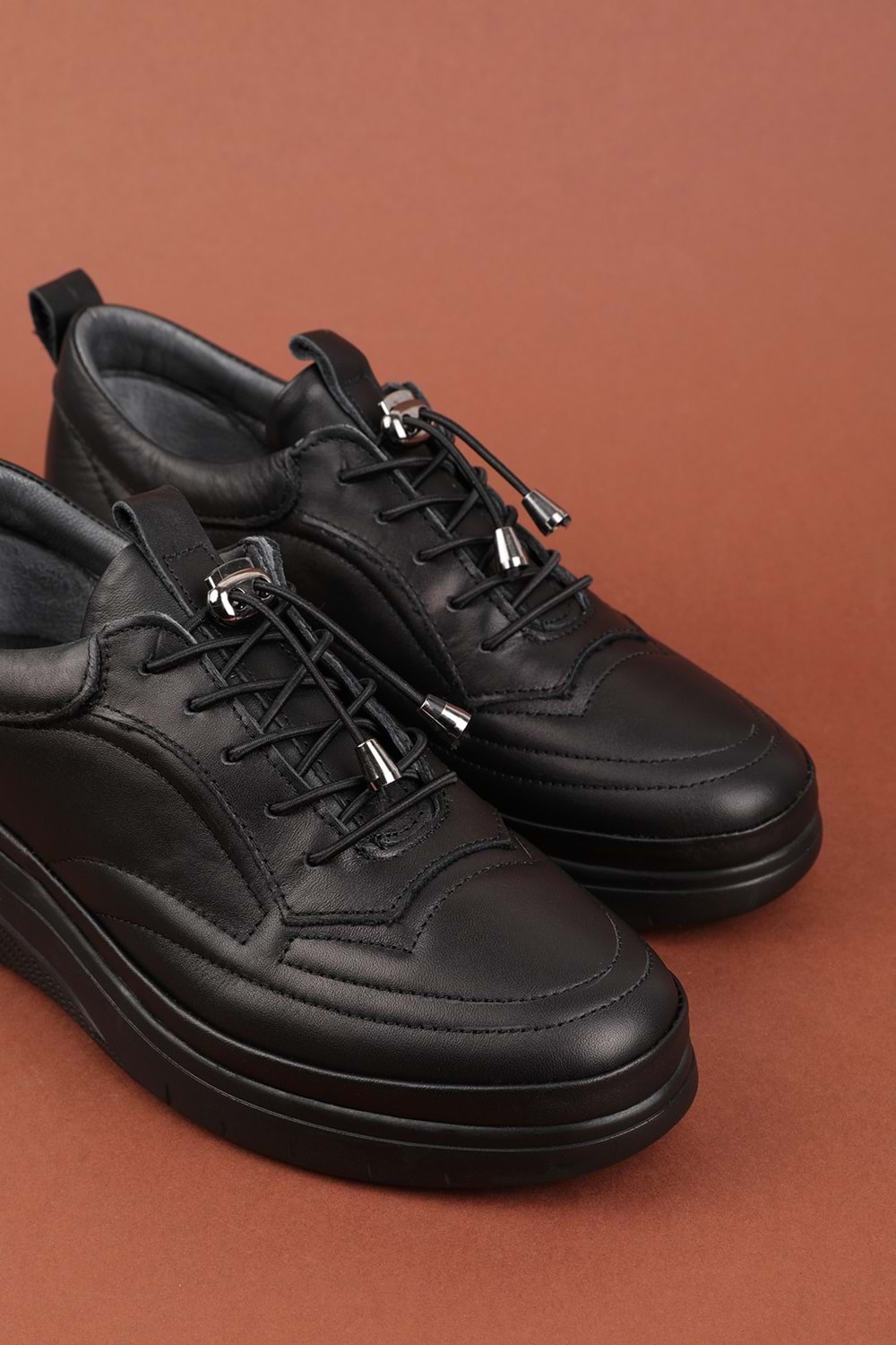 Gondol Hakiki Deri Anatomik Taban Rahat Ayakkabı es.120 - Siyah Cilt - 37