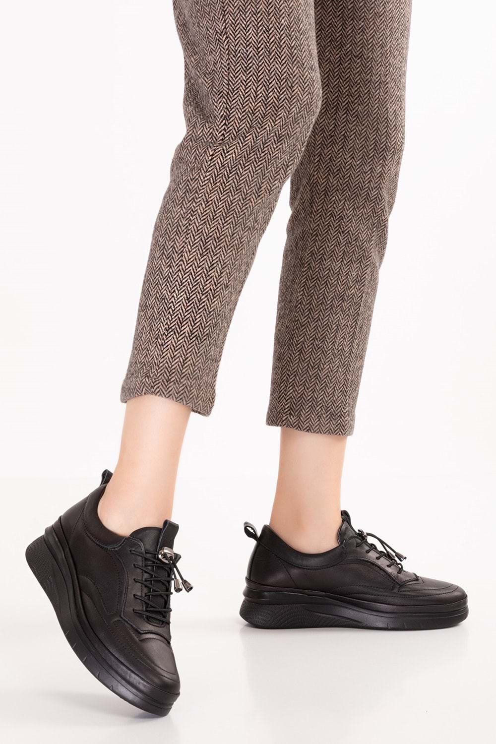 Gondol Hakiki Deri Anatomik Taban Rahat Ayakkabı es.120 - Siyah Cilt - 37