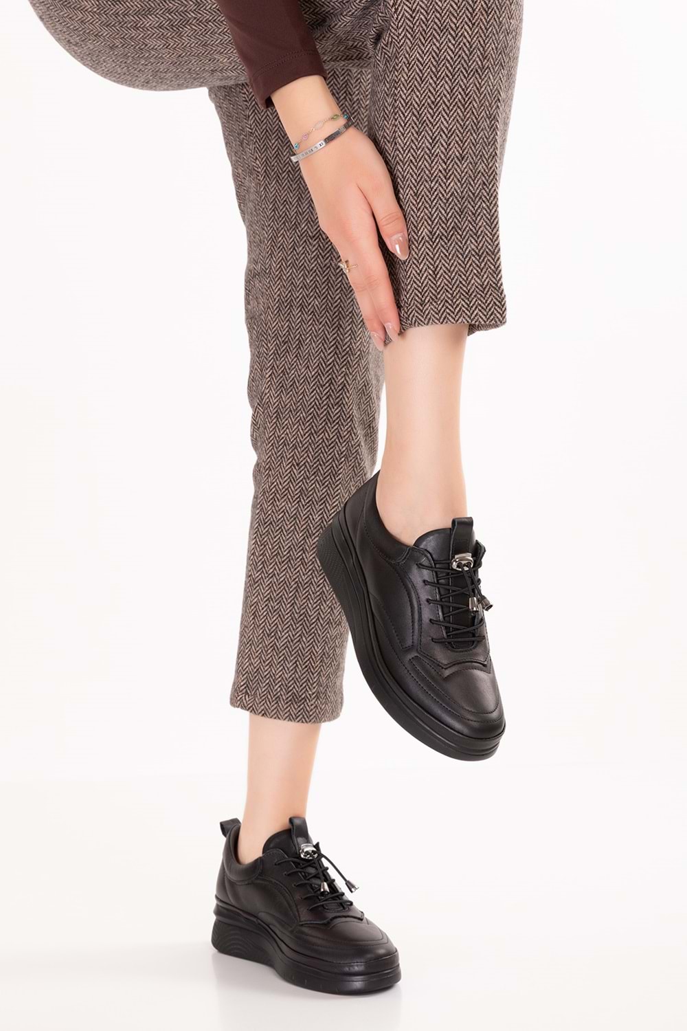 Gondol Hakiki Deri Anatomik Taban Rahat Ayakkabı es.120 - Siyah Cilt - 37