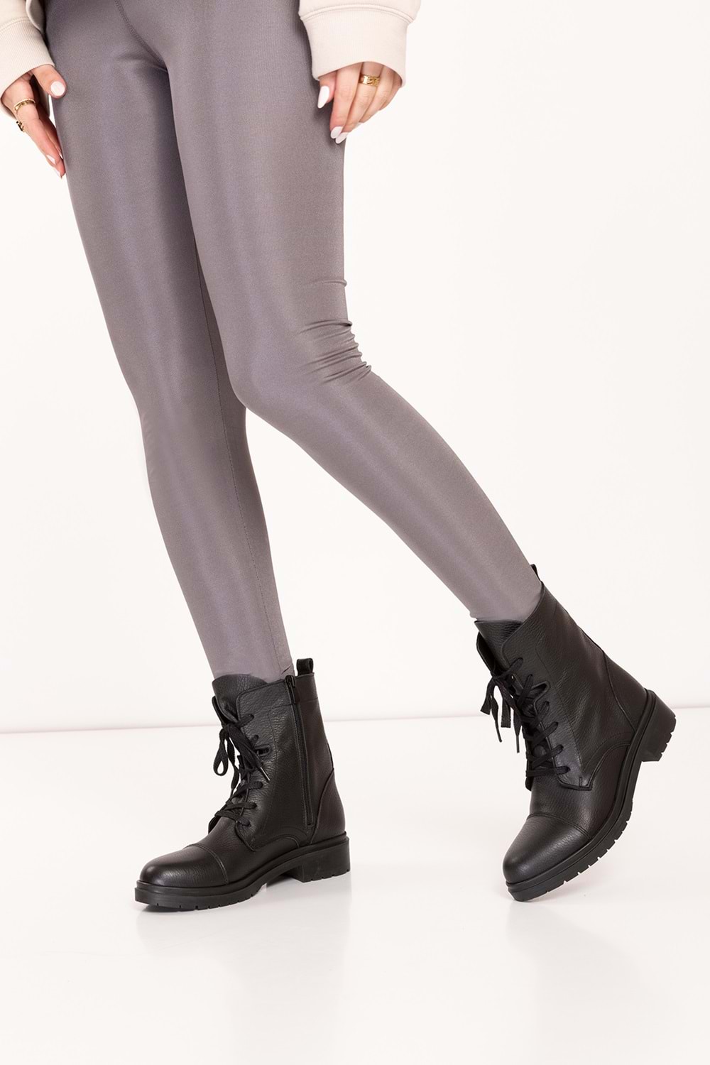 Gondol Kadın Hakiki Deri Günlük Postal wst.3020 - Siyah - 36