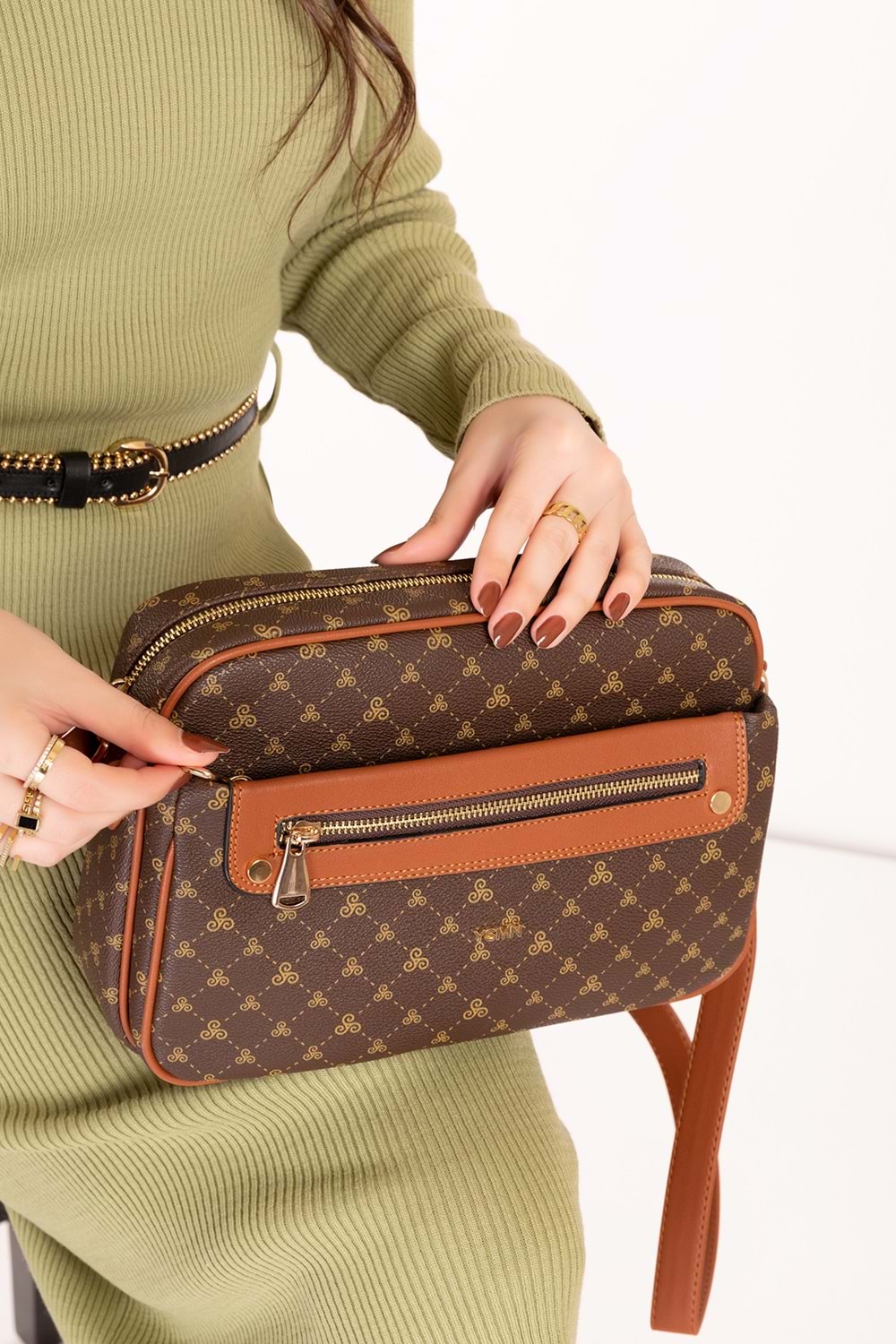 Gondol Kadın Çapraz Sade Şık Günlük Çanta ysm.1682 - Kahve Yazı - TEK EBAT