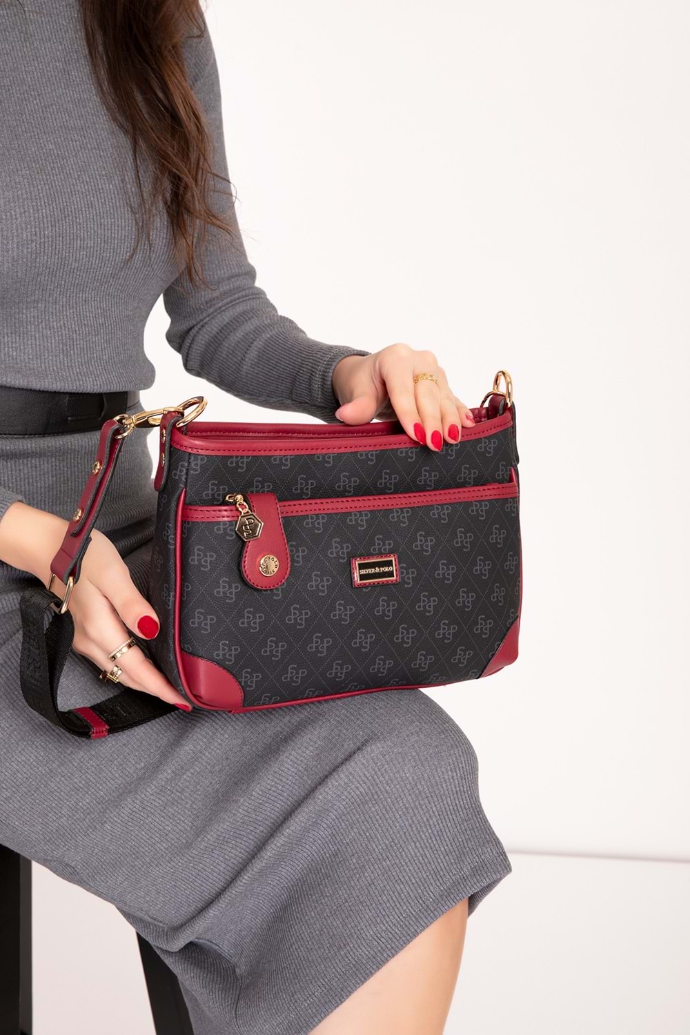 Gondol Kadın Şık Günlük Çapraz Çanta sp.1160 - Siyah-Bordo - TEK EBAT