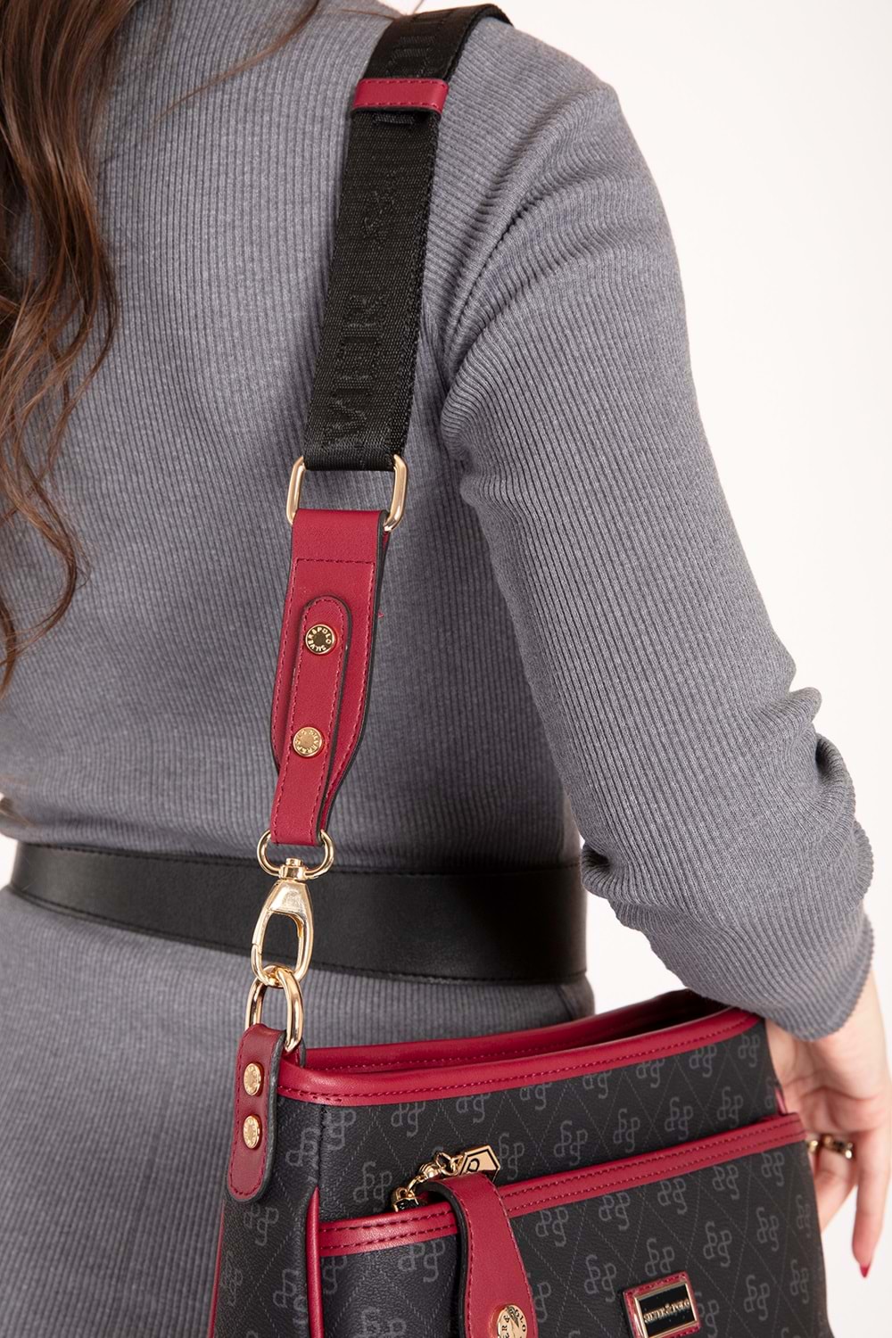 Gondol Kadın Şık Günlük Çapraz Çanta sp.1160 - Siyah-Bordo - TEK EBAT