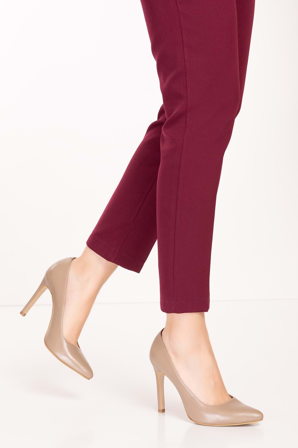 Gondol Kadın Hakiki Deri Klasik Stiletto Ayakkabı tx.7244 - Vizon - 36