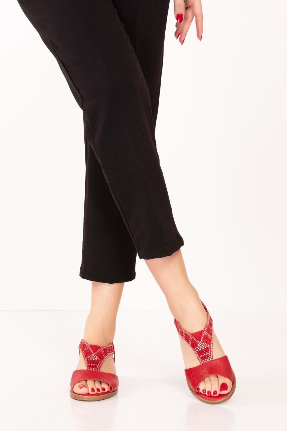 Gondol Kadın Hakiki Deri Orta Topuklu Günlük Şık Sandalet anl.2690 - kırmızı - 36