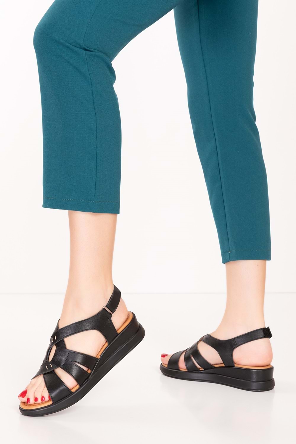 Gondol Kadın Hakiki Deri Günlük Rahat Sandalet anl.3211 - Siyah - 42