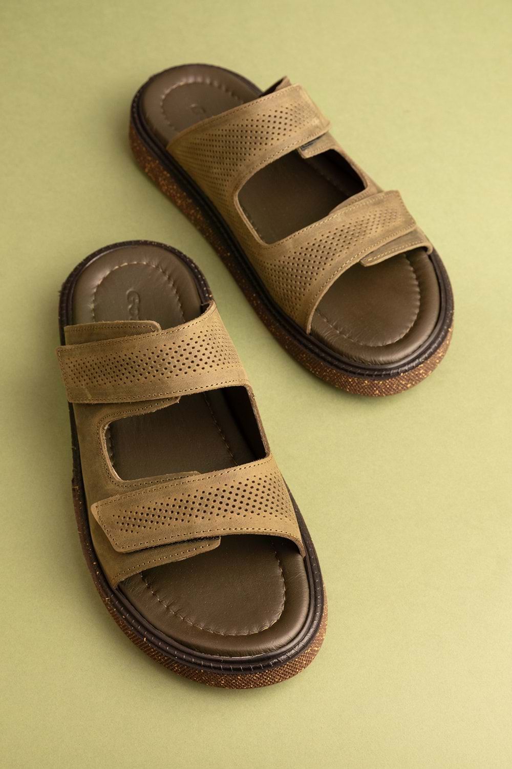 Gondol Erkek Hakiki Deri Cırtlı Ayarlanabilir Rahat Terlik esm.16 - Haki - 40