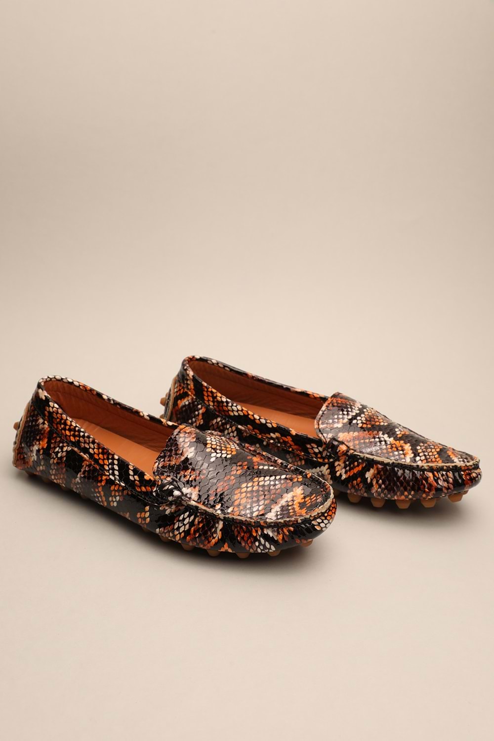 Gondol Kadın Hakiki Deri Klasik Loafer Siyah Yılan 37 ttx.7019