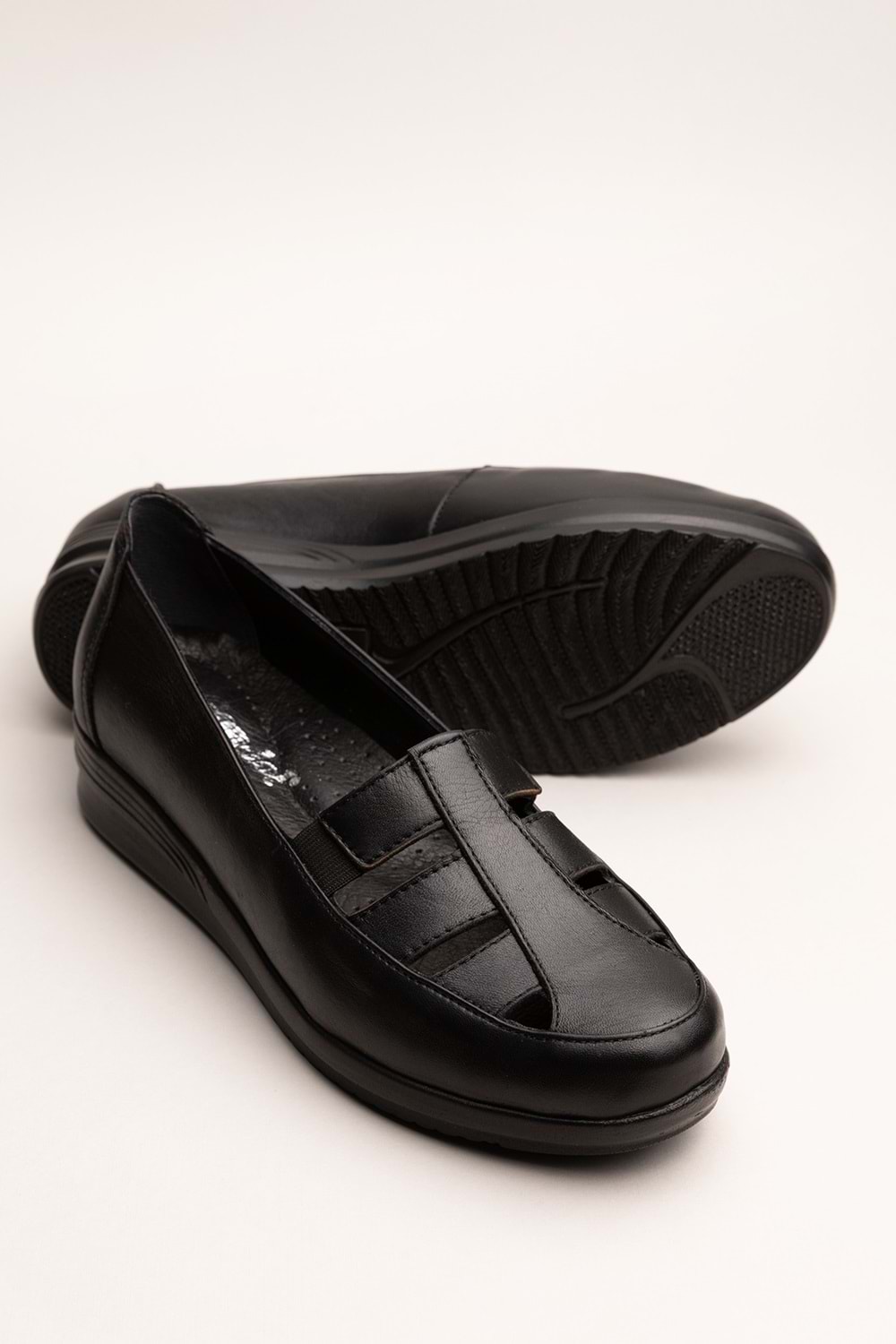 Gondol Kadın Hakiki Deri Anatomik Taban Anne Ayakkabı pyt.1207 - Siyah - 40