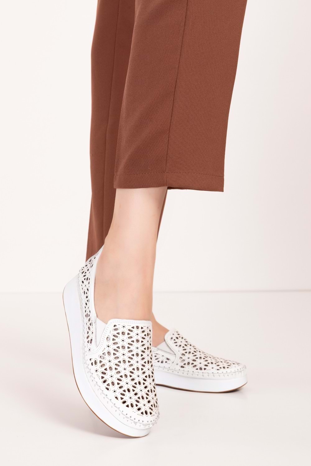 Gondol Hakiki Deri Rahat Yazlık Ayakkabı kla.15 - Beyaz - 36