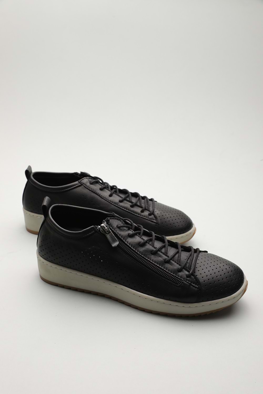 Gondol Hakiki Deri Günlük Rahat Fermuarlı Yazlık Ayakkabı zx.2402 - Siyah - 37