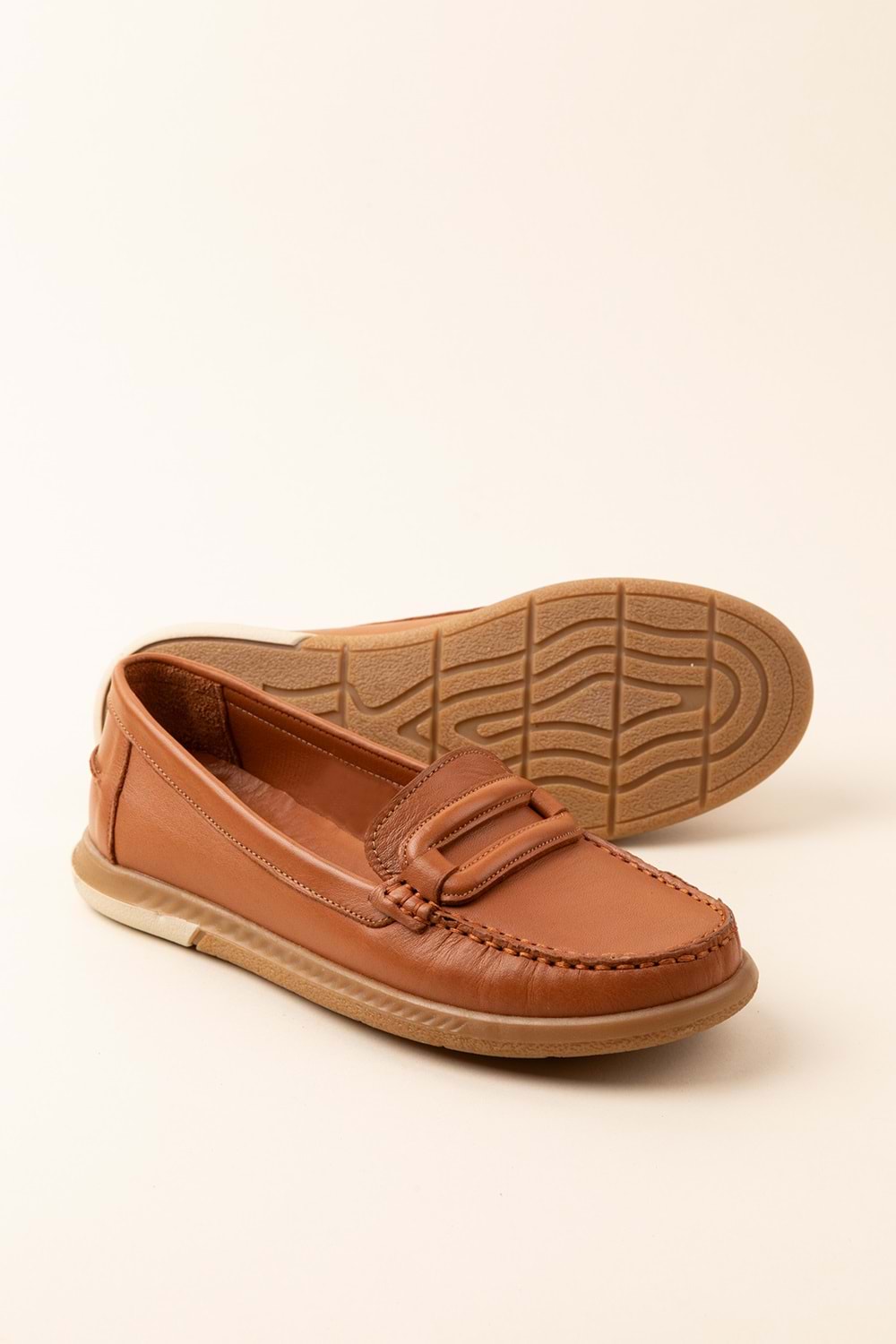 Gondol Kadın Hakiki Deri Günlük Rahat Klasik Ayakkabı hl.24105 - Taba - 40