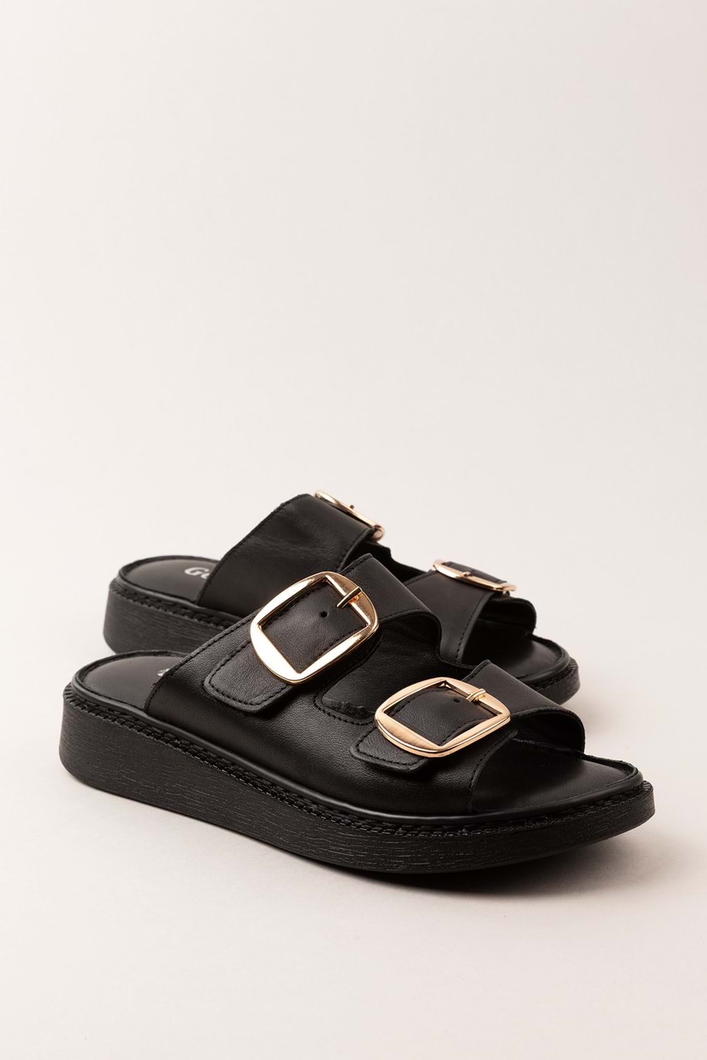 Gondol Kadın Hakiki Deri Çift Tokalı Gizli Cırtlı Günlük Rahat Terlik usl.2475 - Siyah - 37