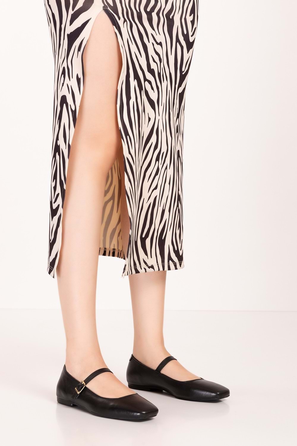 Gondol Hakiki Deri Günlük Klasik Tek Bant Babet Ln.4410 - Siyah - 37