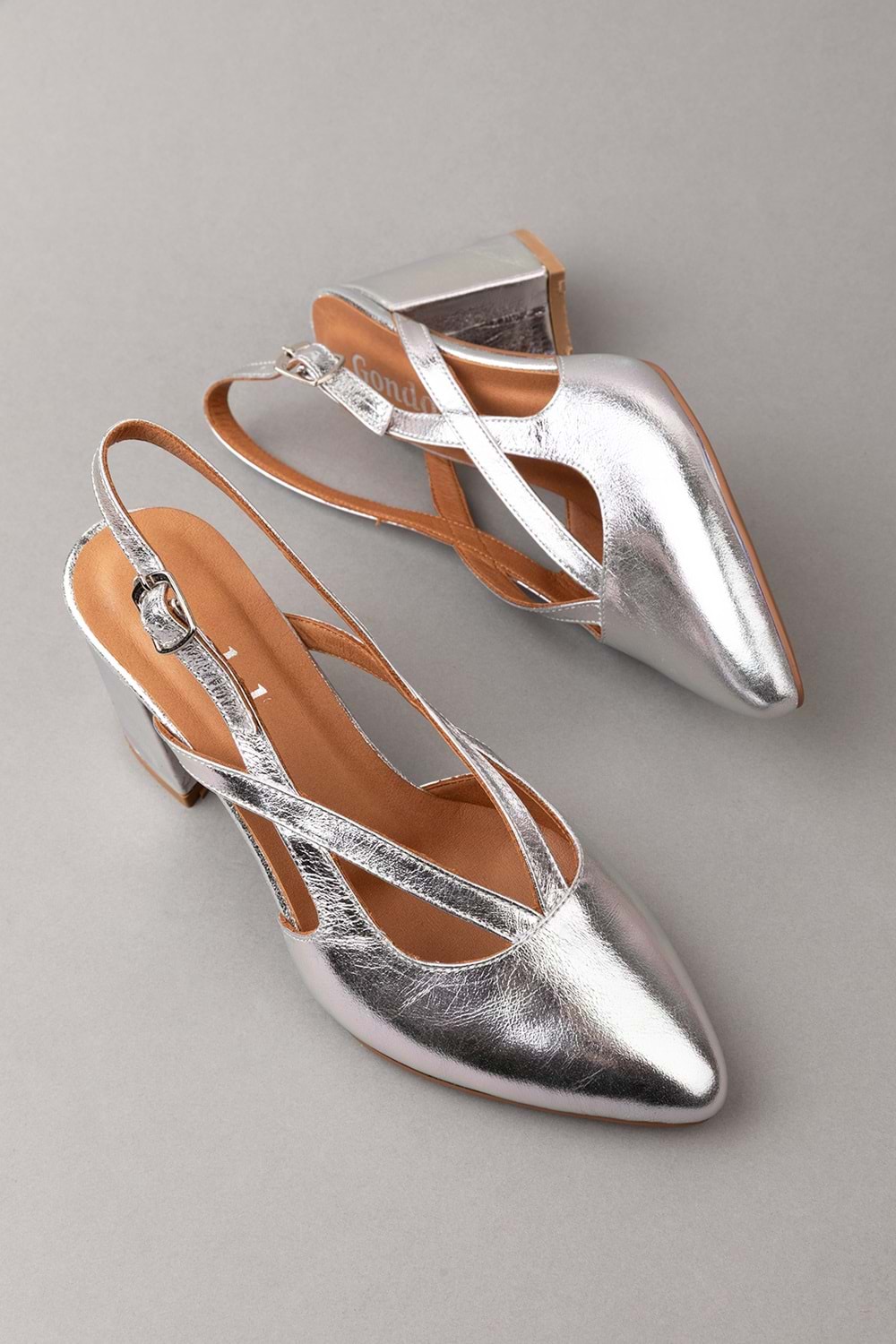 Gondol Kadın Hakiki Deri Şık Kalın Topkulu Ayakkabı anl.3361 - Gümüş - 38