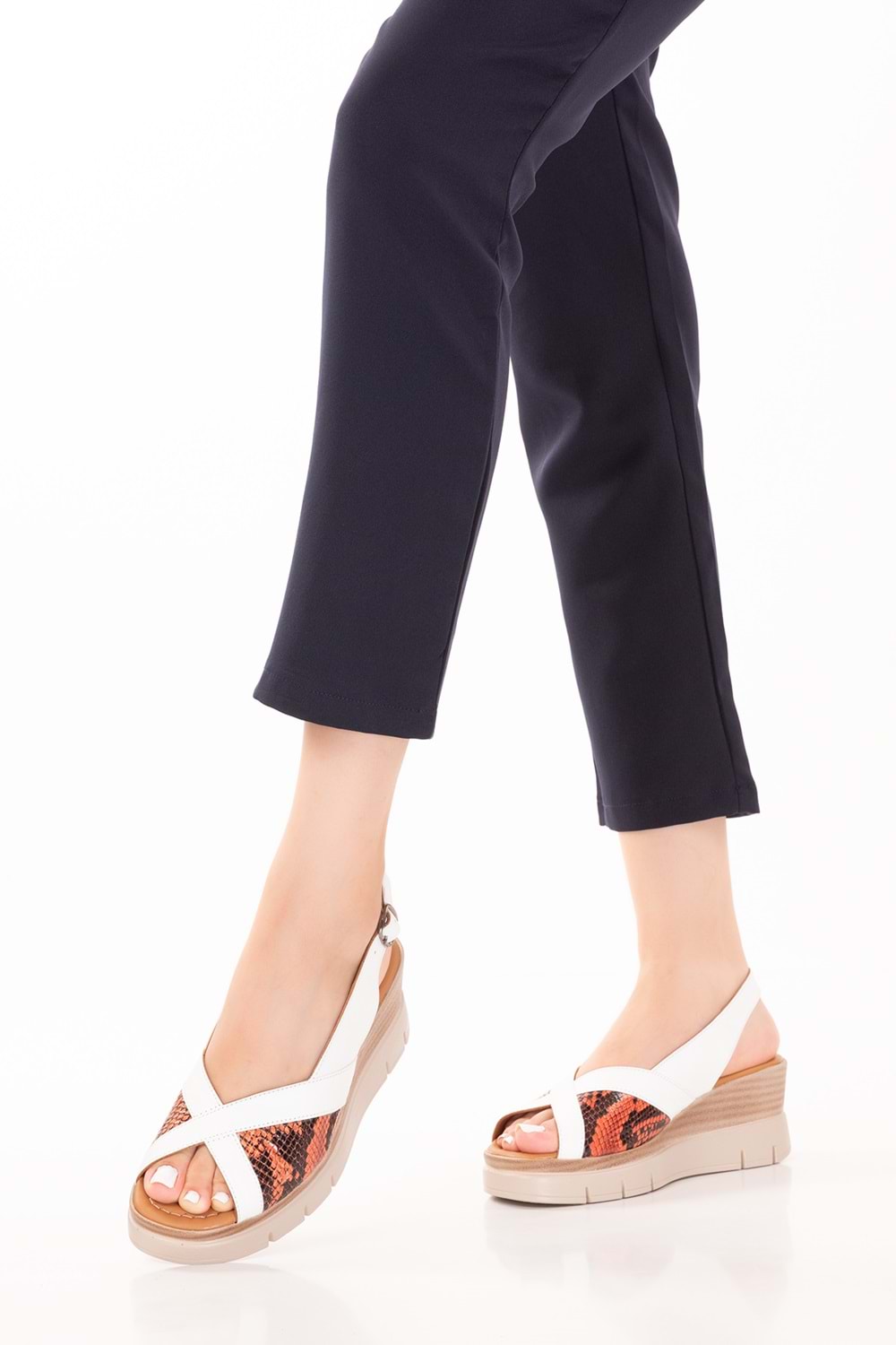 Gondol Hakiki Deri Renkli Kombin Dolgu Topuklu Sandalet mlk.5807 - Beyaz - 36