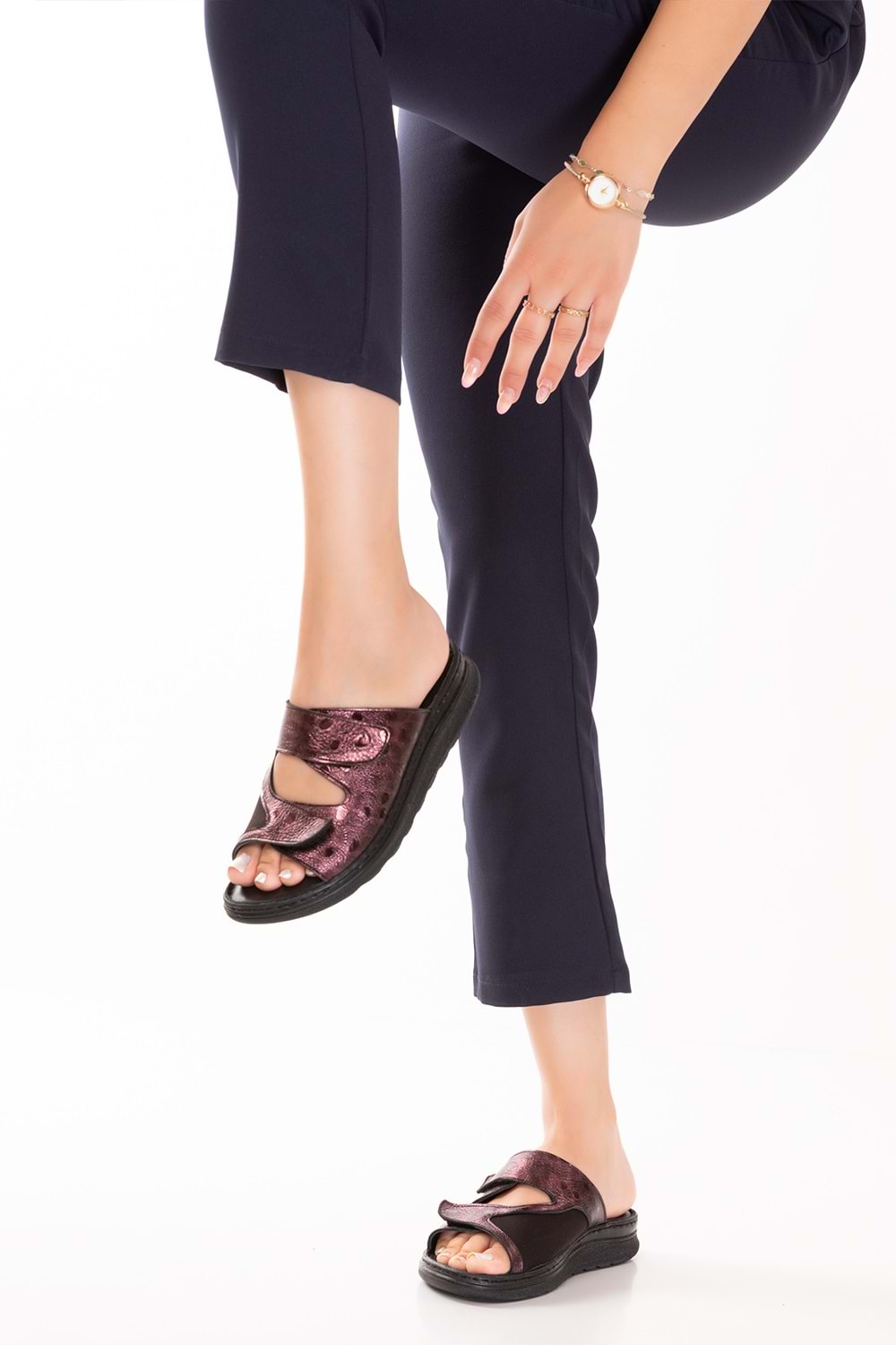 Gondol Hakiki Deri Kemik Çıkıntısına Özel Rahat Terlik irm.173 - Bordo - 36