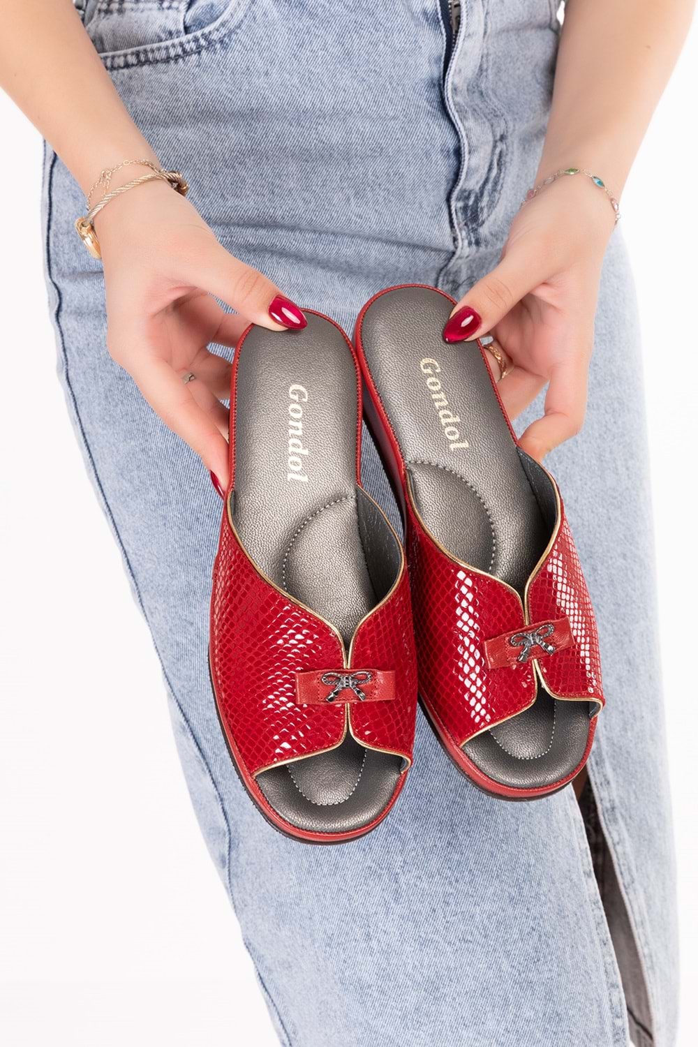 Gondol Hakiki Deri Şık Ev Terliği Blc.795 - Kırmızı Petek - 36