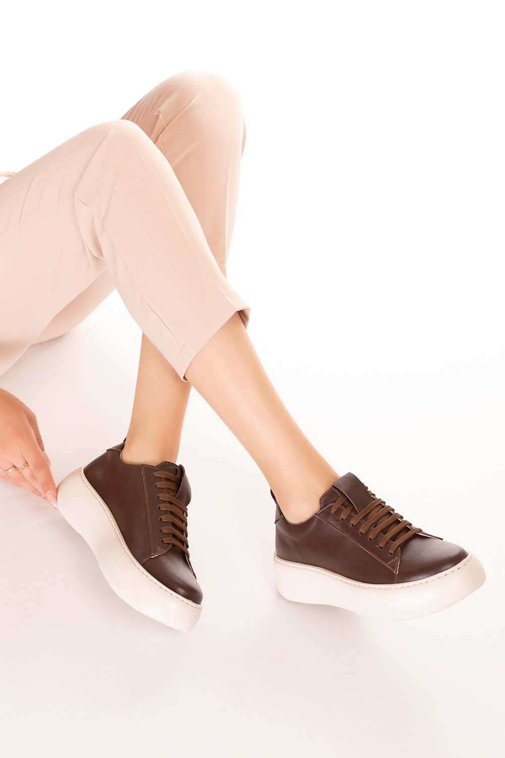 Gondol Hakiki Deri Anatomik Taban Spor Ayakkabı Alessandora - Kahverengi - 38