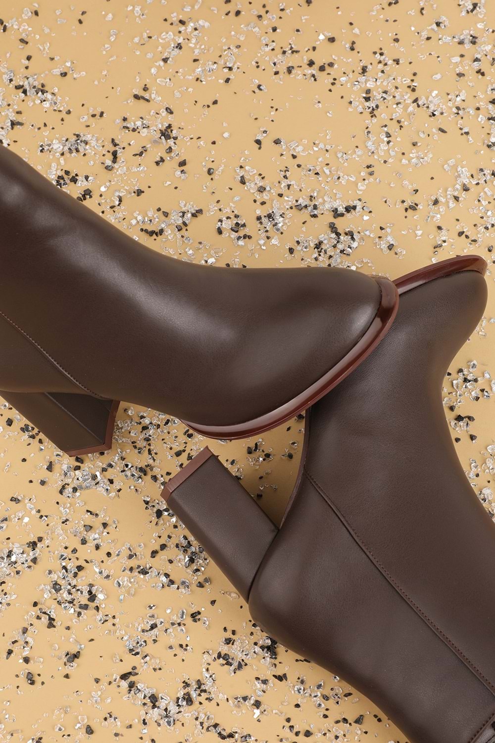 Gondol Kadın Klasik Topuklu Ofis Botu mad.1350 - Kahverengi - 38