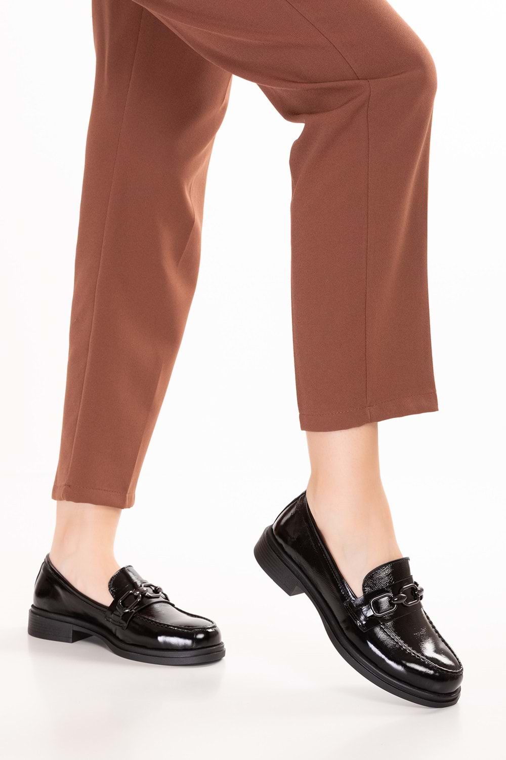 Gondol Kadın Hakiki Deri Toka Detaylı Şık Loafer Ayakkabı ndr.26101 - siyah rugan - 36