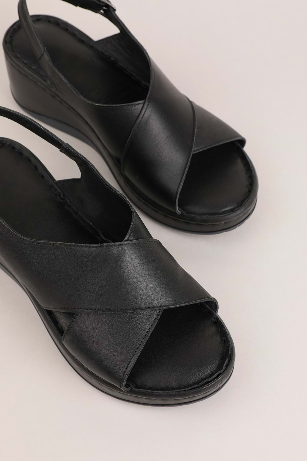 Gondol Hakiki Deri Rahat Günlük Sandalet asy.940 - Siyah - 36