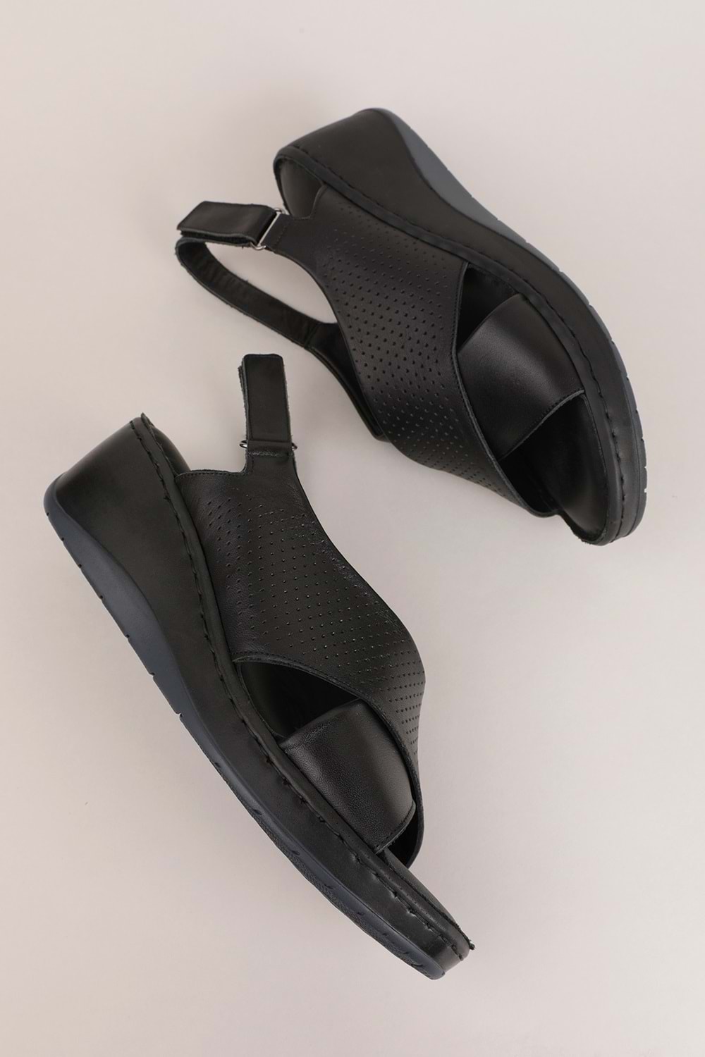 Gondol Hakiki Deri Rahat Günlük Sandalet asy.985 - Siyah - 41
