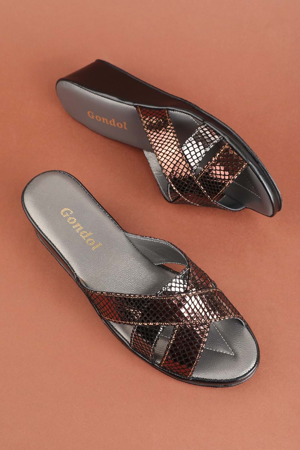 Gondol Hakiki Deri Şık Atom Ev Terliği Blc.33 - Bronz - 35