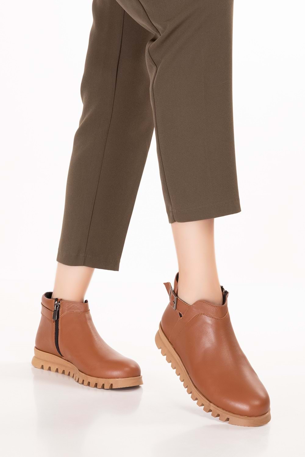 Gondol Hakiki Deri Kaymaz Taban Rahat Günlük Şık Bot mlk.3601 - Taba - 36