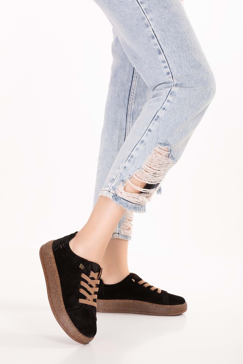 Gondol Hakiki Deri Günlük Rahat Lastik Bağcıklı Casual Ayakkabı in.525 - Siyah Süet - 37