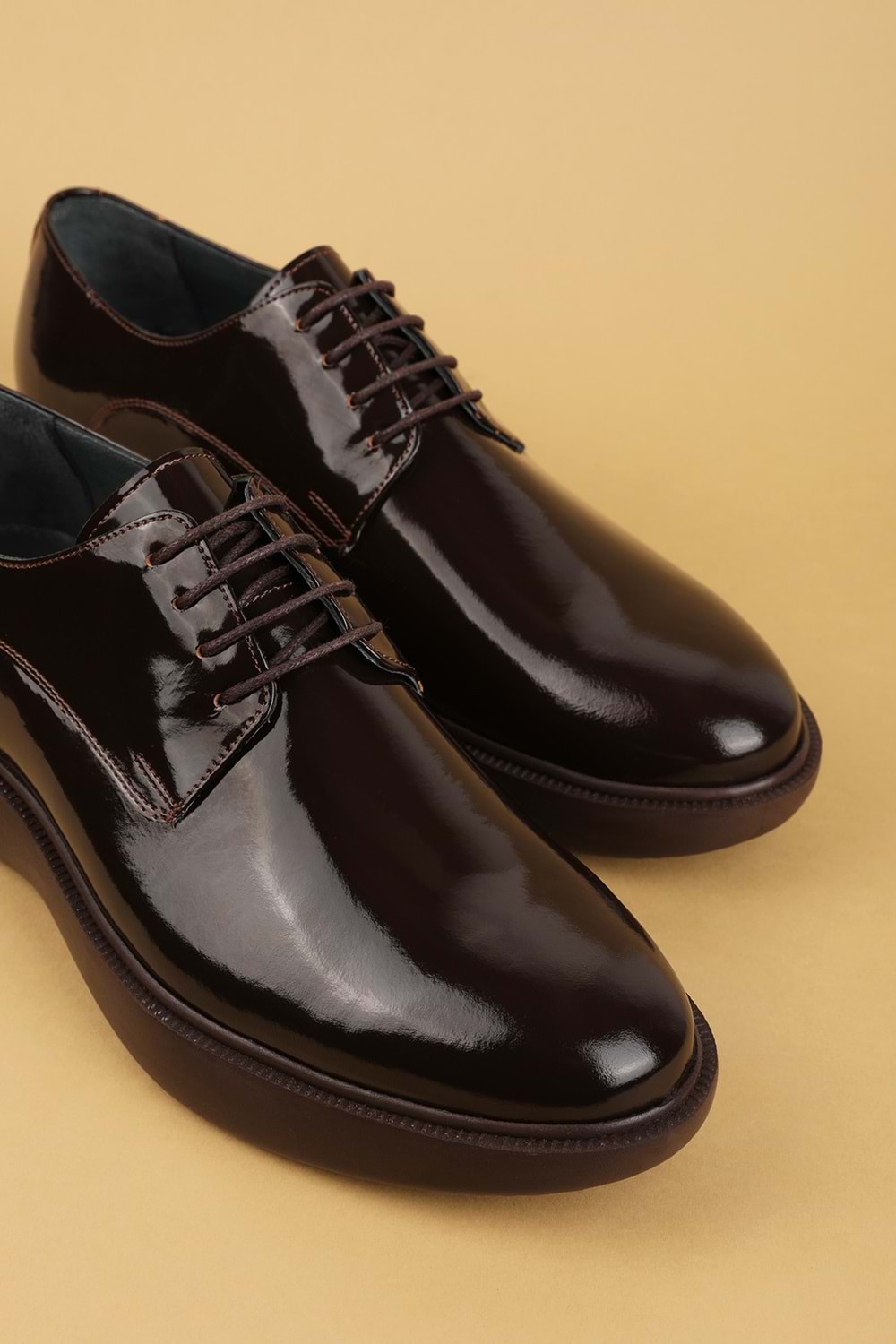 Gondol Erkek Hakiki Deri Damatlık ve Takım Elbise Ayakkabısı Hafif Rahat add.3005 - Kahve Rugan - 39