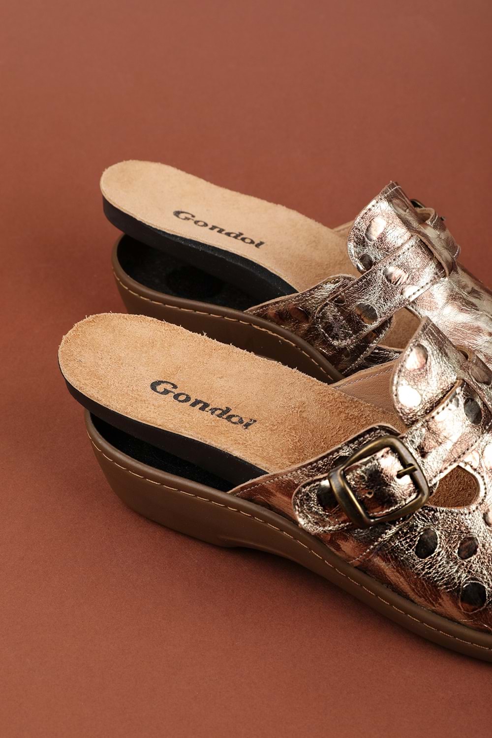 Gondol Kadın Hakiki Deri Özel Tabanı Çıkabilen Ev ve Dışarı Terlik yprk.275 - Bej Croco - 38