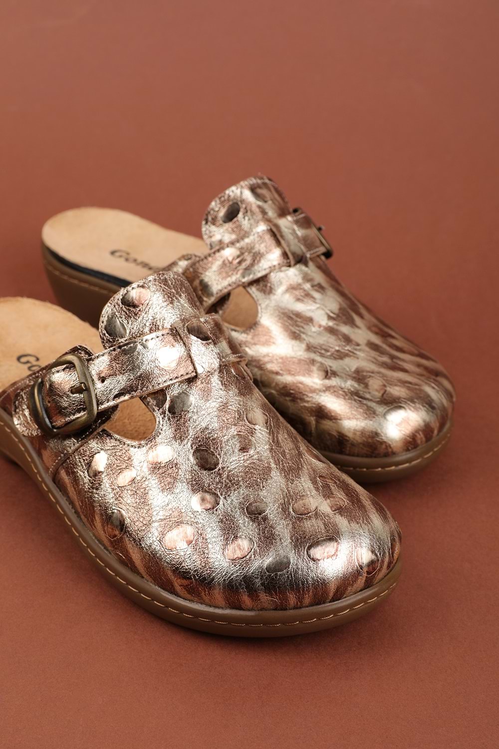 Gondol Kadın Hakiki Deri Özel Tabanı Çıkabilen Ev ve Dışarı Terlik yprk.275 - Bej Croco - 38