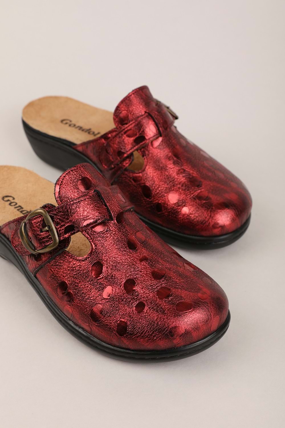 Gondol Kadın Hakiki Deri Özel Tabanı Çıkabilen Ev ve Dışarı Terlik yprk.275 - Bordo Croco - 36