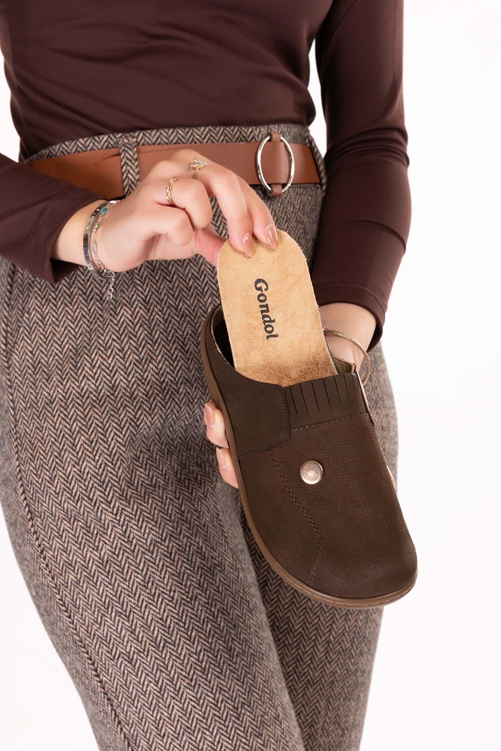 Gondol Kadın Hakiki Deri Özel Tabanı Çıkabilen Sabo Ev ve Dışarı Terlik yprk.281 - Kahve Nubuk - 36