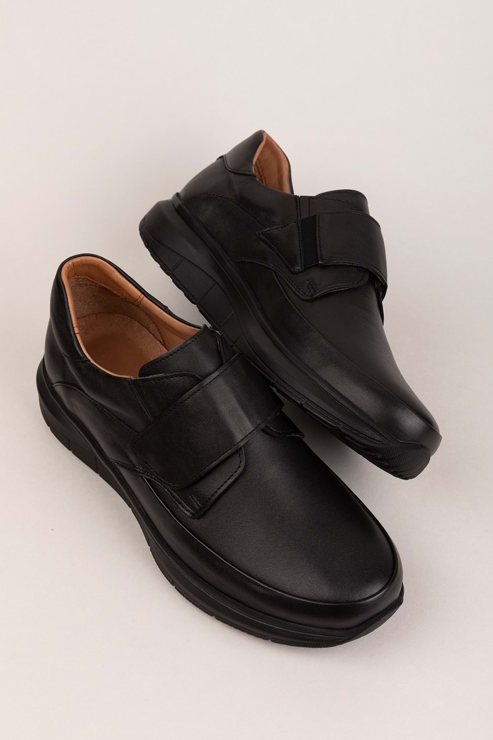 Gondol Erkek Hakiki Deri Şiş ve Diyabet Hastalarına Özel Rahat Ayakkabı af.1901 - Siyah - 40