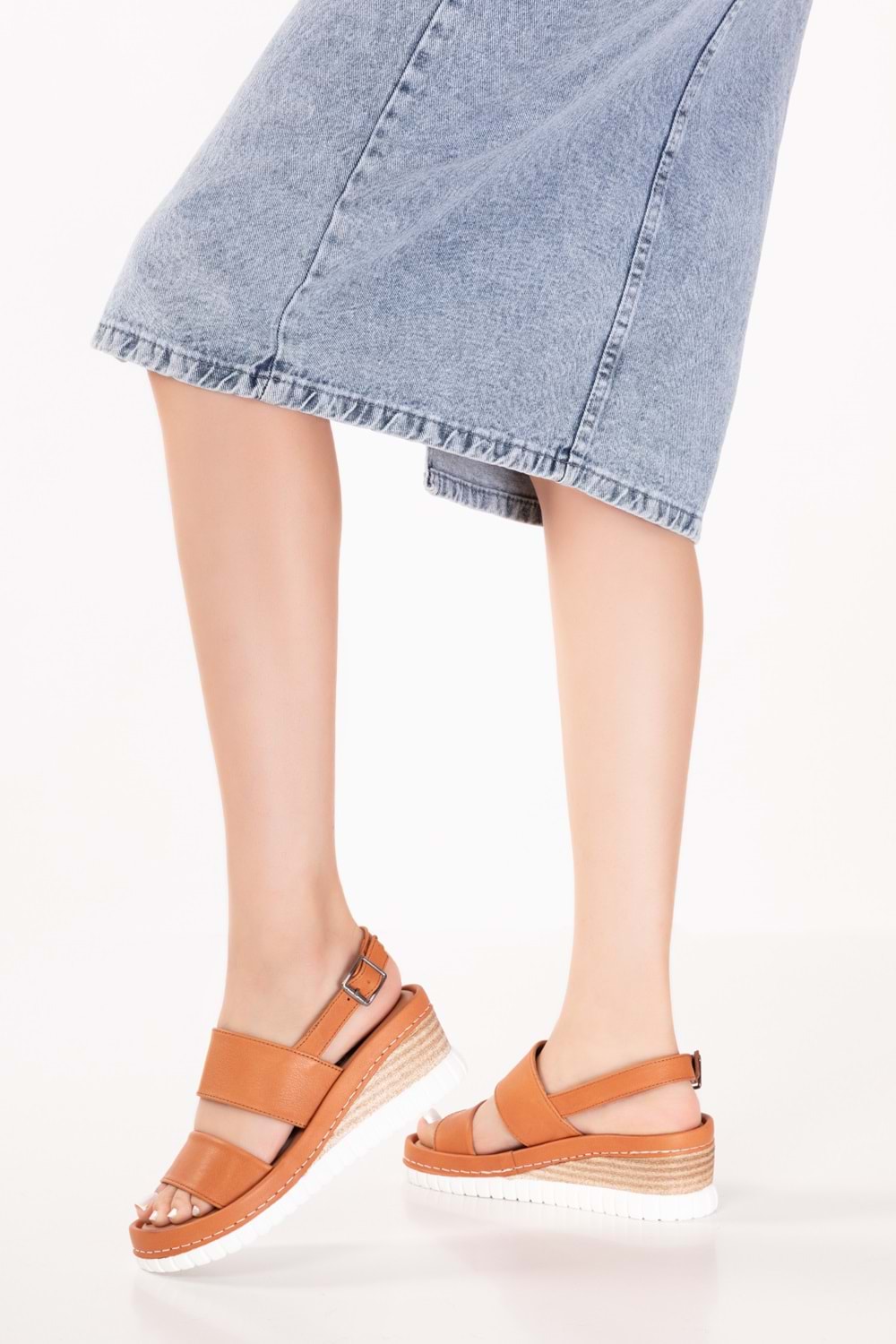 Gondol Hakiki Deri Günlük Rahat Yumuşak Tabanlı Sandalet erp.220 - Taba - 36