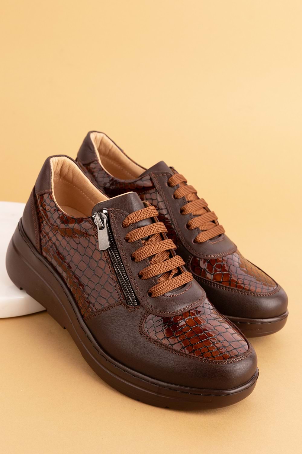 Gondol Hakiki Deri Anatomik Taban Rahat Fermuarlı Ayakkabı ndr.3802 - Kahve Croco - 36