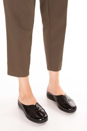 Gondol Hakiki Deri Ev Terliği Siyah Petek 39 özl.325