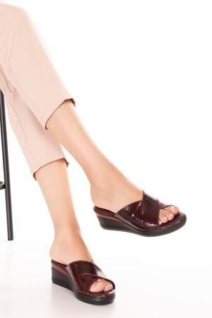 Gondol Hakiki Deri Ev Terliği özl.2763 - Bordo - 37