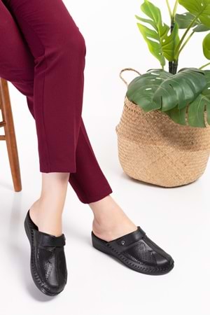 Gondol Hakiki Deri Kemik Çıkıntısına Özel Terlik-yprk.511 - Siyah - 39