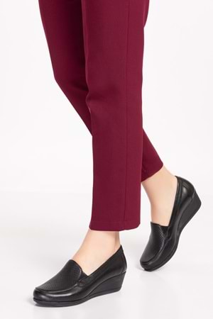 Gondol Hakiki Deri Ortopedik Taban Ayakkabı Siyah 40 vdt.2606