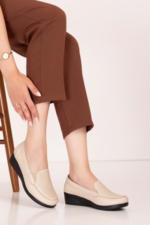 Gondol Hakiki Deri Ortopedik Taban Ayakkabı Bej 38 vdt.2606